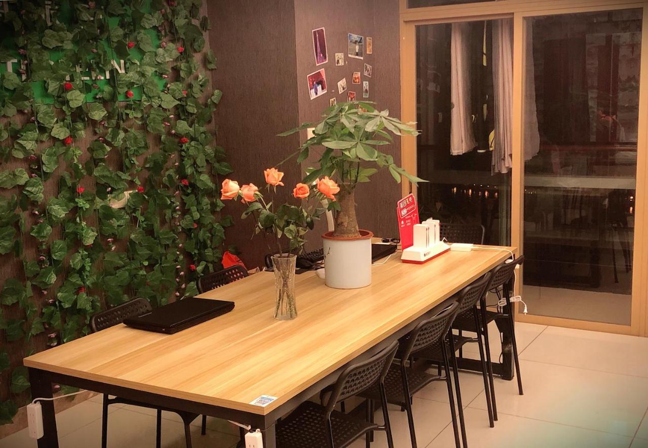 Best Cat Hostel Гуанджоу Екстериор снимка