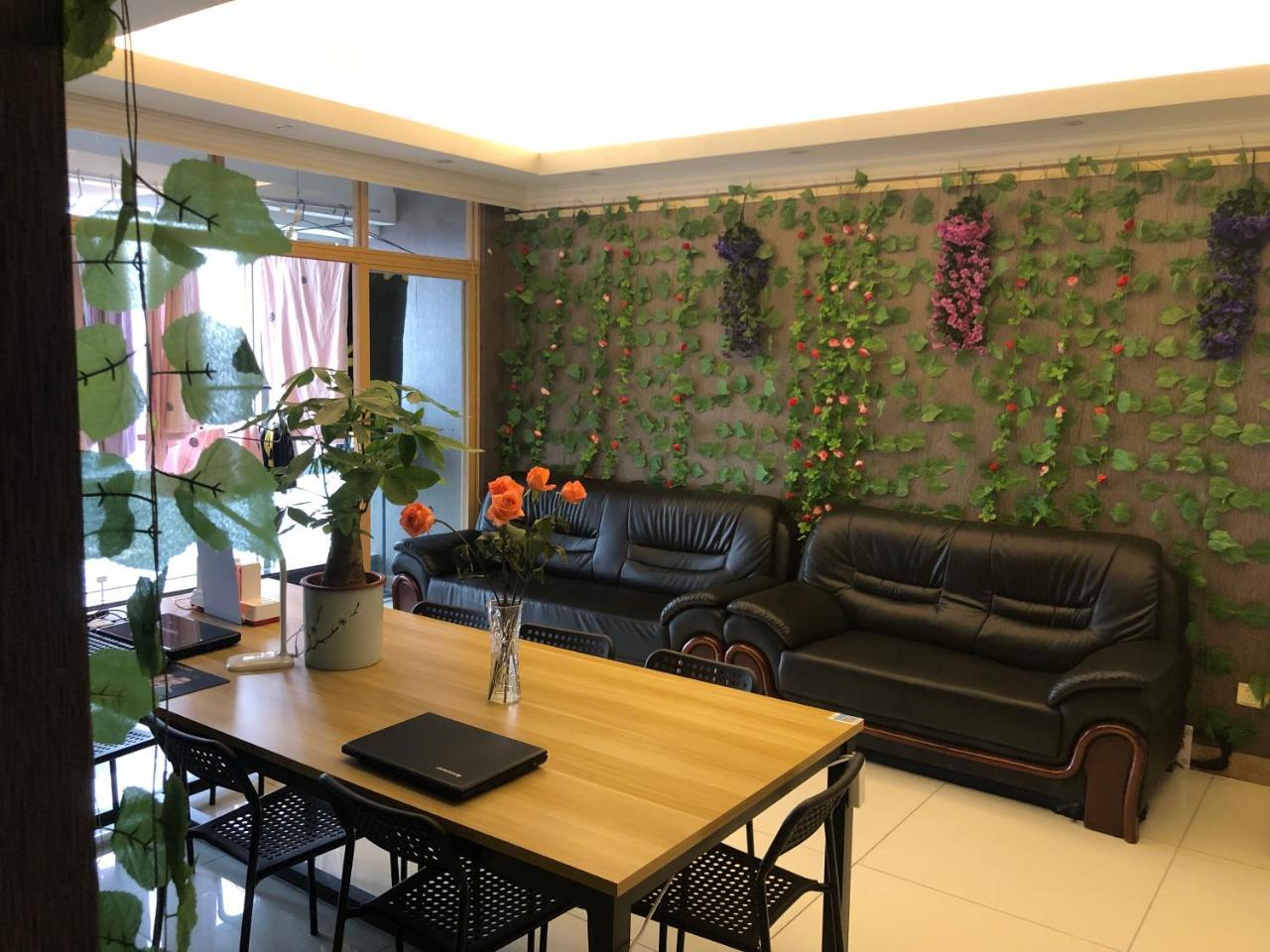 Best Cat Hostel Гуанджоу Екстериор снимка
