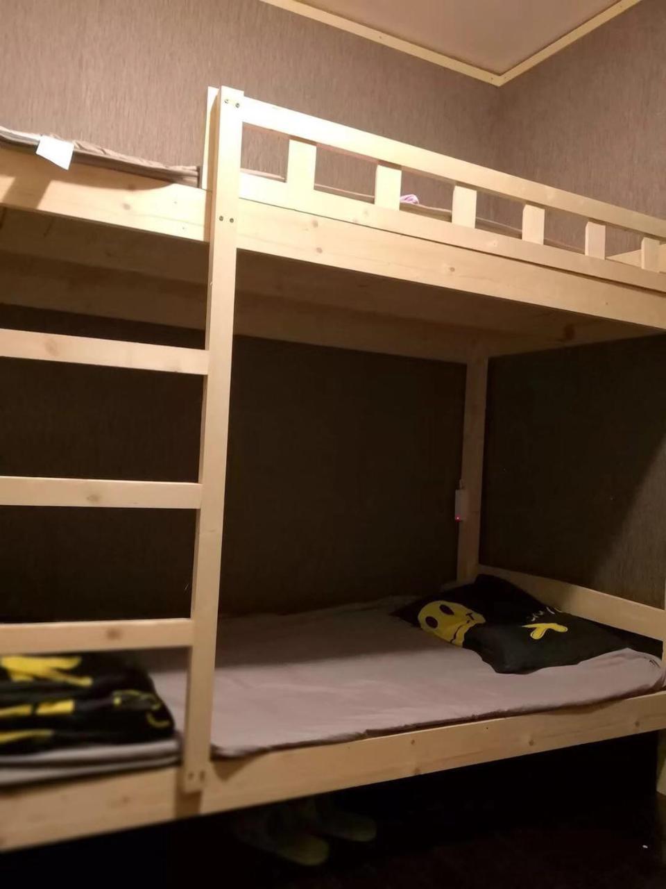 Best Cat Hostel Гуанджоу Екстериор снимка